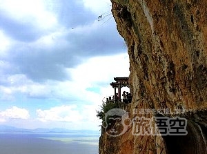 世界遺産 石林 と 西山 龍門 1日 日帰り ツアー
